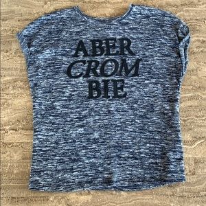 Abercrombie tee🖤
